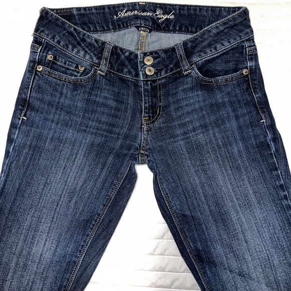 ❗️❗️SOLD❗️❗️
American eagle artist stretch jeans! - Picture 5 of 9